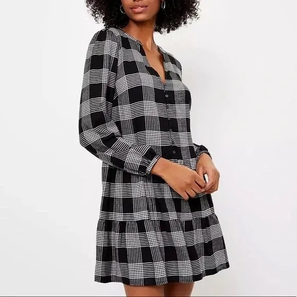 Loft checkered long sleeve flutter dress - Picture 1 of 7